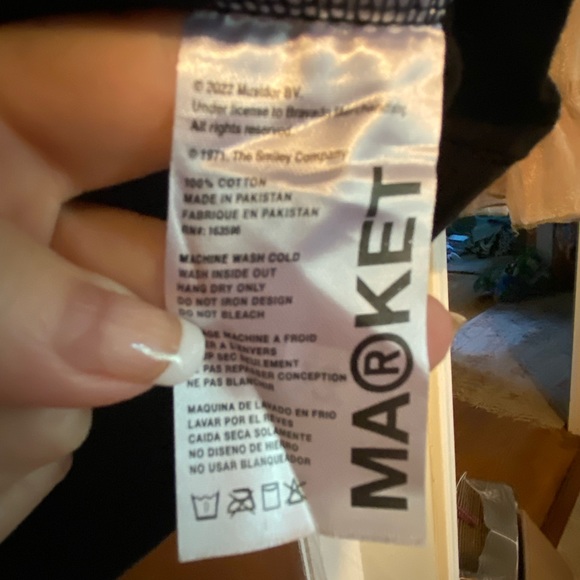 SOLD OIT NWT Unisex Market X Smiley X The Rolling Stones Black T-Shirt XL - Picture 12 of 12